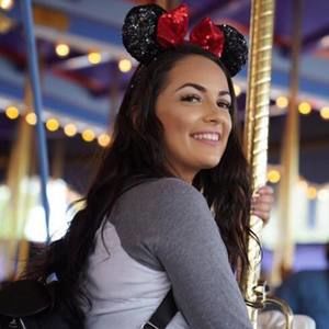 Meet your Posher, Angie